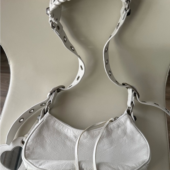 Balenciaga White Leather Crossbody with Heart Tag and Studs - Picture 2 of 7